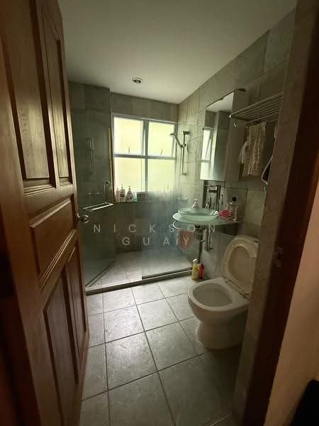 Pine Grove, 1E Pine Grove, Clementi Park / Upper Bukit Timah, Room Rental, 155 sqft, Condominium For Rent, by Nickson Guay, 500280091 - Bathroom - PropertyGuru.com.sg