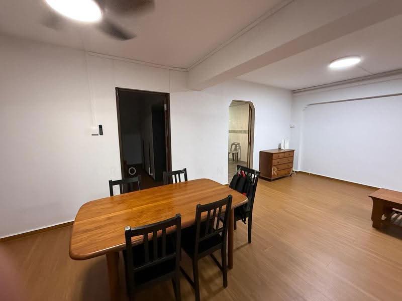 439 Choa Chu Kang Avenue 4, 439 Choa Chu Kang Avenue 4, Dairy Farm / Bukit Panjang / Choa Chu Kang, 4 Bedrooms, 1,323 sqft, HDB Flat For Rent, by Carol Sankeran, 500280127 - Dining Room - PropertyGuru.com.sg