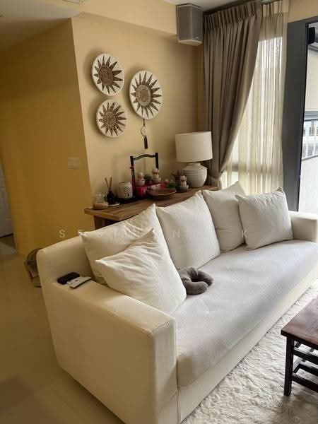 530A Pasir Ris Drive 1, 530A Pasir Ris Drive 1, Pasir Ris / Tampines, 2 Bedrooms, 700 sqft, HDB Flat For Sale, by Stephanie K, 500280131 - Living Room - PropertyGuru.com.sg