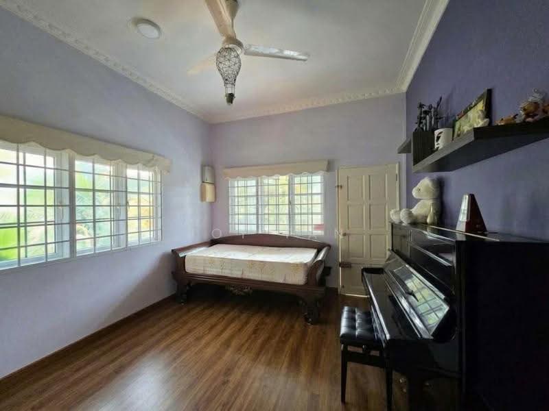 Lucky View, Lucky View, Bedok / Upper East Coast, 5 Bedrooms, 4,000 sqft, Semi-Detached House For Sale, by Joy Tan, 500280137 - Bedroom - PropertyGuru.com.sg