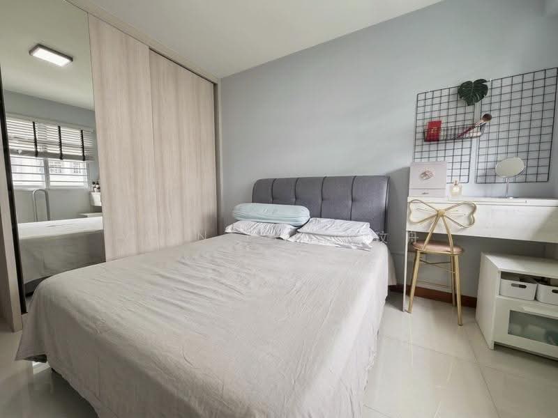 673A Edgefield Plains, 673A Edgefield Plains, Hougang / Punggol / Sengkang, 3 Bedrooms, 969 sqft, HDB Flat For Sale, by Vern Tan 陈玟舟, 500280141 - Bedroom - PropertyGuru.com.sg