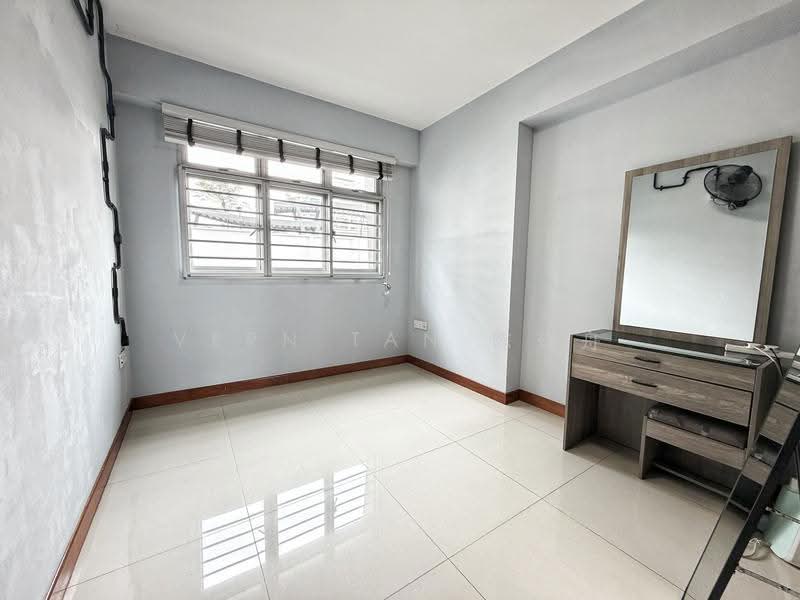 673A Edgefield Plains, 673A Edgefield Plains, Hougang / Punggol / Sengkang, 3 Bedrooms, 969 sqft, HDB Flat For Sale, by Vern Tan 陈玟舟, 500280141 - Bedroom - PropertyGuru.com.sg