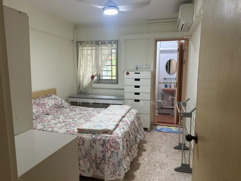 118 Ang Mo Kio Avenue 4, 118 Ang Mo Kio Avenue 4, Ang Mo Kio / Bishan / Thomson, Room Rental, 230 sqft, HDB Flat For Rent, by Chris Pang, 500280142 - Bedroom - PropertyGuru.com.sg