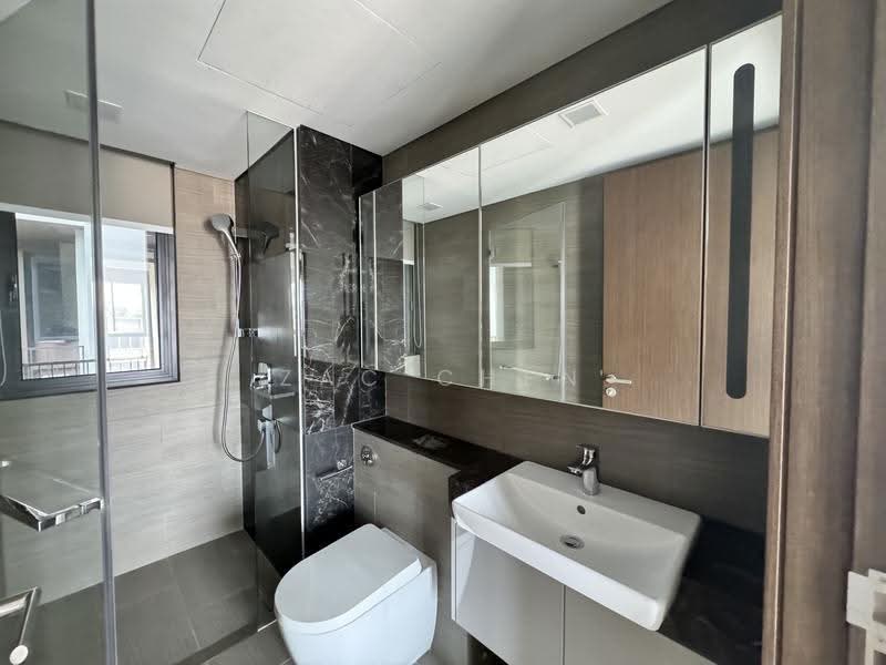 Parc Esta, 904 Sims Avenue, Eunos / Geylang / Paya Lebar, 3 Bedrooms, 840 sqft, Condominium For Rent, by Zac Chen, 500280146 - Bathroom - PropertyGuru.com.sg