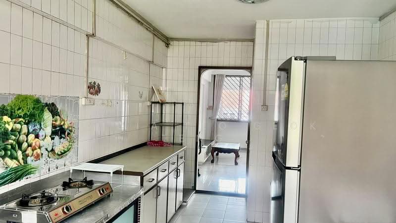 18 Toh Yi Drive, 18 Toh Yi Drive, Clementi Park / Upper Bukit Timah, 2 Bedrooms, 689 sqft, HDB Flat For Rent, by Tricia Teo Geok Teng, 500280148 - Kitchen - PropertyGuru.com.sg