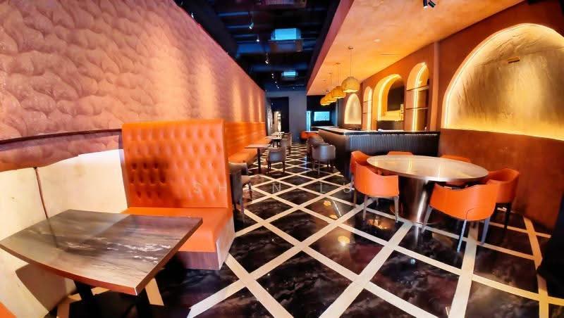 11 MOHAMED SULTAN ROAD, 11, Orchard / River Valley, 2,300 sqft, Food & Beverage For Rent, by Shan Lu, 500280149 - CommercialGuru.com.sg