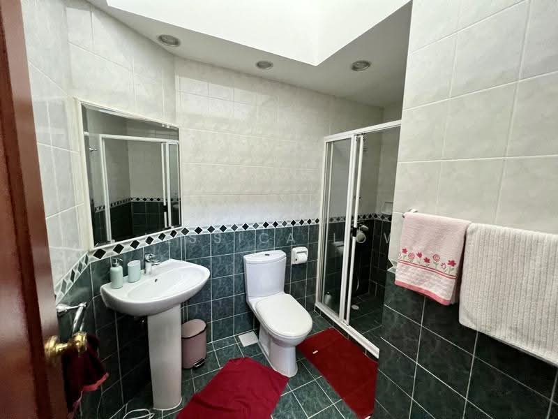 The Compass At Chancery, 6U Chancery Hill Road, Newton / Novena, 4 Bedrooms, 2,506 sqft, Apartment For Rent, by Jessica Low, 500280155 - Bathroom - PropertyGuru.com.sg