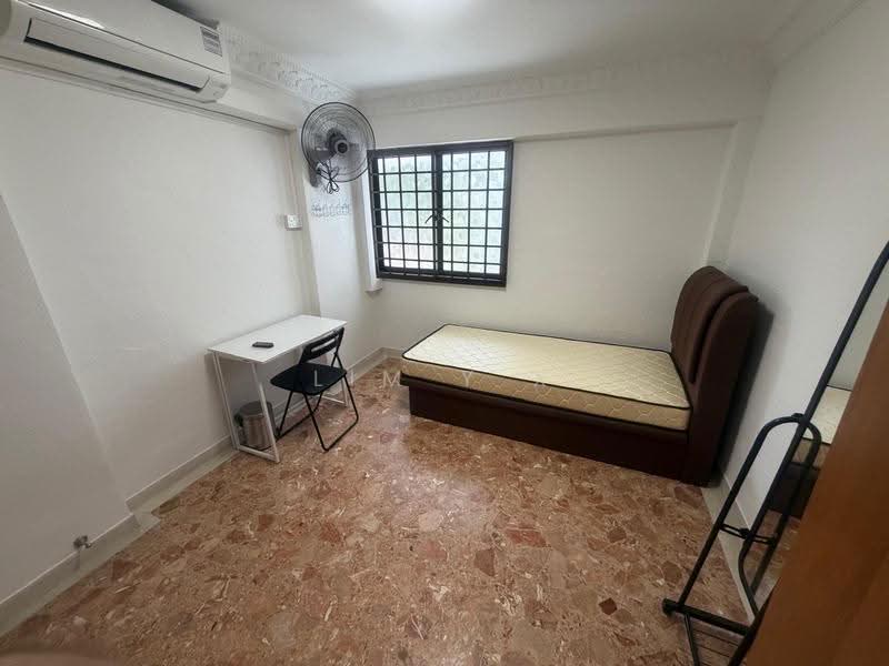 222 Lorong 8 Toa Payoh, 222 Lorong 8 Toa Payoh, Balestier / Toa Payoh, Room Rental, 150 sqft, HDB Flat For Rent, by Lim Y X, 500280161 - Bedroom - PropertyGuru.com.sg