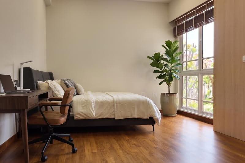 Villa Marina, 21 Jalan Sempadan, East Coast / Marine Parade, 2 Bedrooms, 1,087 sqft, Condominium For Sale, by Daniel Ong, 500280173 - Bedroom - PropertyGuru.com.sg