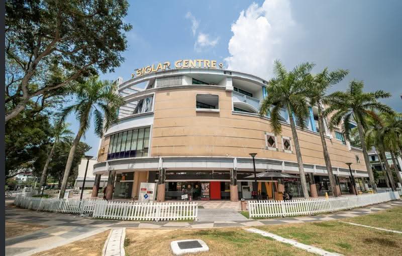 Siglap Centre, 55 Siglap Road, East Coast / Marine Parade, 2 Bedrooms, 1,230 sqft, Apartment For Rent, by William Yap, 500280178 - Exterior - PropertyGuru.com.sg