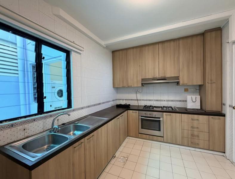 Siglap Centre, 55 Siglap Road, East Coast / Marine Parade, 2 Bedrooms, 1,230 sqft, Apartment For Rent, by William Yap, 500280178 - Kitchen - PropertyGuru.com.sg