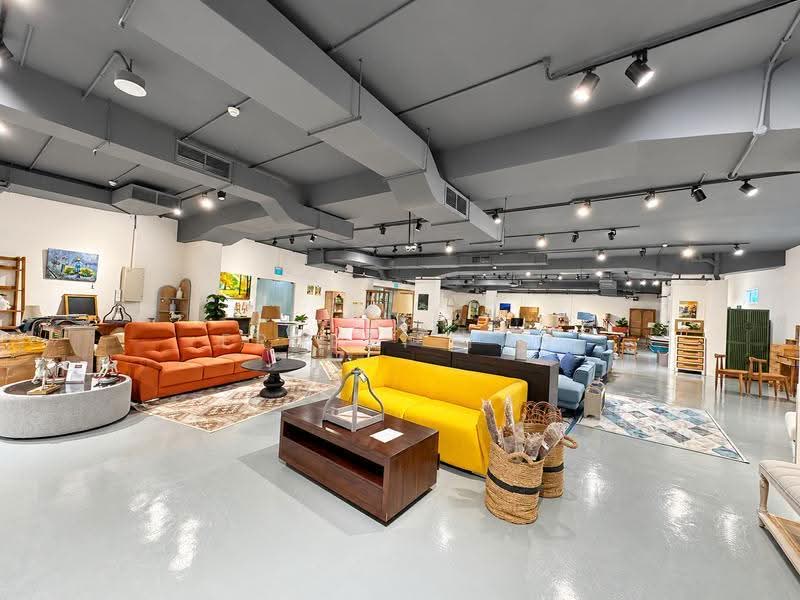 Bryton House, Hoy Fatt Road, Alexandra / Commonwealth, 11,000 sqft, Light Industrial (B1) For Rent, by Ernest Tan, 500280195 - Living Room - CommercialGuru.com.sg