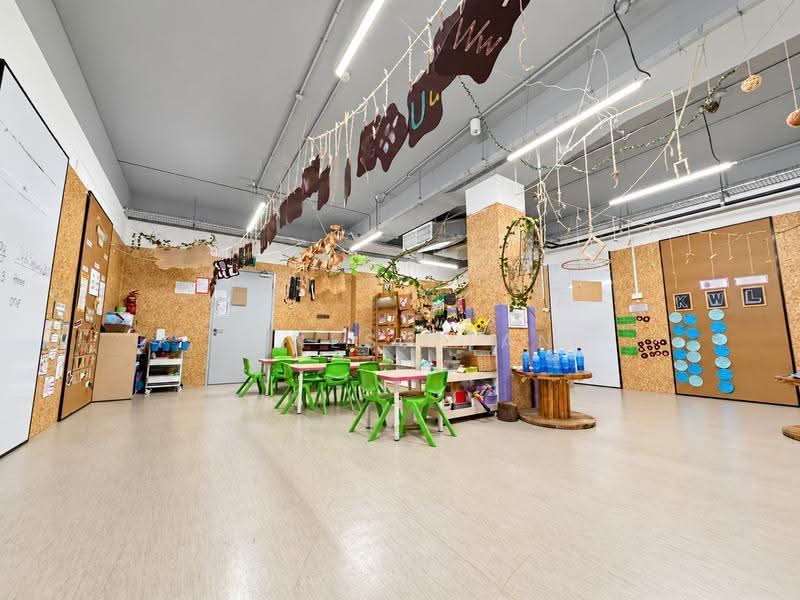 Bryton House, Hoy Fatt Road, Alexandra / Commonwealth, 11,000 sqft, Light Industrial (B1) For Rent, by Ernest Tan, 500280195 - Interior - CommercialGuru.com.sg