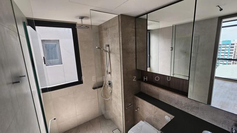 Norwood Grand, 8 Champions Way | Woodlands | Admiralty, Admiralty / Woodlands, 3 Bedrooms, 872 sqft, Condominium For Rent, by Gareth Zhou, 500280199 - Master Bathroom - PropertyGuru.com.sg