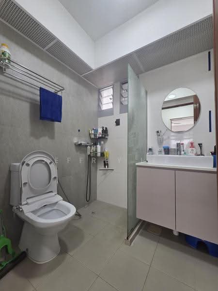 614A Tampines North Drive 1, 614A Tampines North Drive 1, Hougang / Punggol / Sengkang, 3 Bedrooms, 1,216 sqft, HDB Flat For Sale, by Jeffrey Lee, 500280203 - Bathroom - PropertyGuru.com.sg