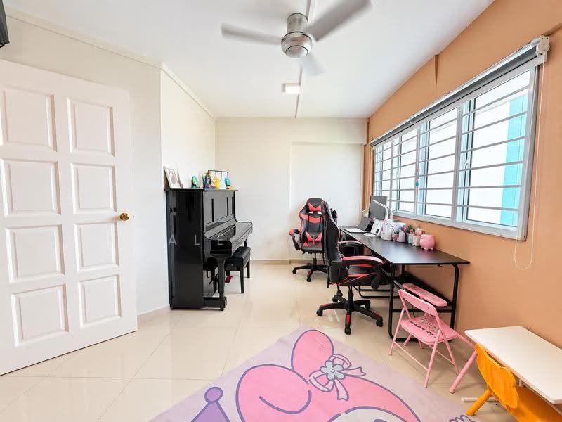 159 Yishun Street 11, 159 Yishun Street 11, Sembawang / Yishun, 3 Bedrooms, 1,356 sqft, HDB Flat For Sale, by Alex Zhan, 500280205 - PropertyGuru.com.sg