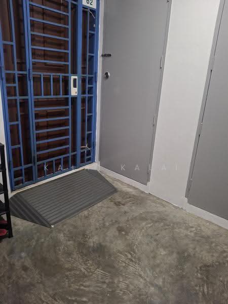 588A Montreal Drive, 588A Montreal Drive, Sembawang / Yishun, 3 Bedrooms, 1,166 sqft, HDB Flat For Sale, by Kalai Kalai, 500280207 - Entrance - PropertyGuru.com.sg