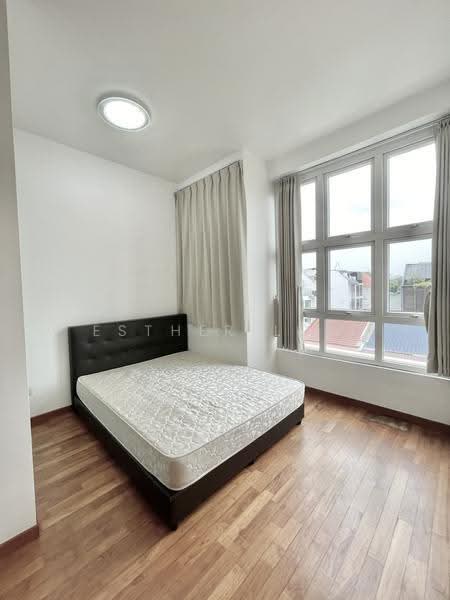 Harmony @ 1A, 1A Lim Ah Pin Road, Hougang / Punggol / Sengkang, 1 Bedroom, 506 sqft, Apartment For Rent, by Esther Low, 500280230 - Bedroom - PropertyGuru.com.sg