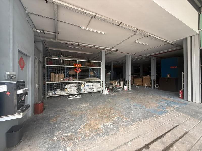 Ground Floor Workshop with Overhead Crane and Openyard For Rent, Boon Lay / Jurong / Tuas, 9,000 sqft, Factory / Workshop (B2) For Rent, by Nicholas Zhang, 500280232 - Interior - CommercialGuru.com.sg