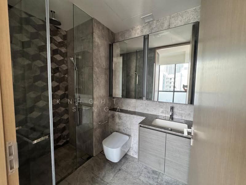 Leedon Green, 32 Leedon Heights, Tanglin / Holland / Bukit Timah, 1 Bedroom, 603 sqft, Condominium For Sale, by GWEN LIM, 500280233 - Bathroom - PropertyGuru.com.sg
