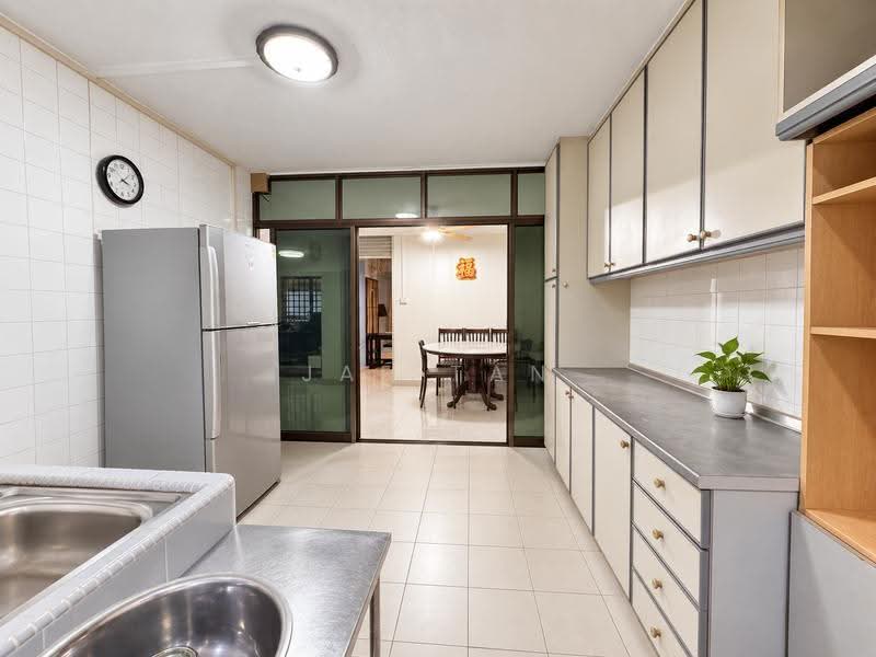 419 Pasir Ris Drive 6, 419 Pasir Ris Drive 6, Pasir Ris / Tampines, 3 Bedrooms, 1,119 sqft, HDB Flat For Sale, by Jae Tan, 500280234 - Kitchen - PropertyGuru.com.sg