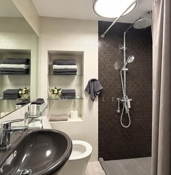 10 Jalan Batu, 10 Jalan Batu, East Coast / Marine Parade, 4 Bedrooms, 1,518 sqft, HDB Flat For Sale, by James Lee, 500280237 - Bathroom - PropertyGuru.com.sg
