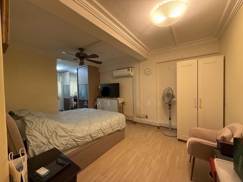 10 Jalan Batu, 10 Jalan Batu, East Coast / Marine Parade, 4 Bedrooms, 1,518 sqft, HDB Flat For Sale, by James Lee, 500280237 - Bedroom - PropertyGuru.com.sg