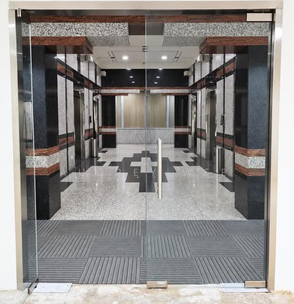 6 Raffles Quay, 6 Raffles Quay, Boat Quay / Raffles Place / Marina, 1,410 sqft, Office For Rent, by Audrey Wee, 500280244 - Entrance - CommercialGuru.com.sg