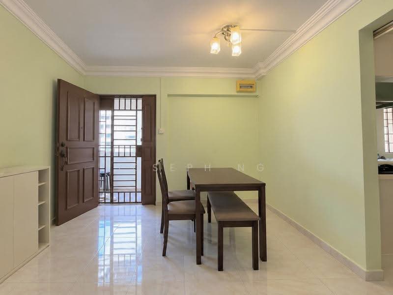 705 Tampines Street 71, 705 Tampines Street 71, Pasir Ris / Tampines, 3 Bedrooms, 1,066 sqft, HDB Flat For Sale, by Joseph Ng, 500280253 - Dining Room - PropertyGuru.com.sg