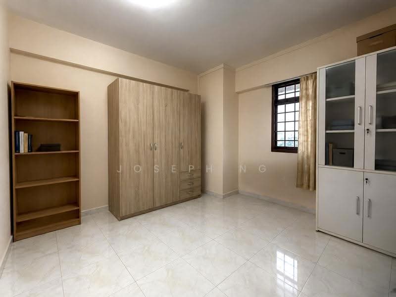 705 Tampines Street 71, 705 Tampines Street 71, Pasir Ris / Tampines, 3 Bedrooms, 1,066 sqft, HDB Flat For Sale, by Joseph Ng, 500280253 - Bedroom - PropertyGuru.com.sg