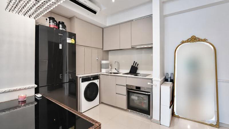 The Visionaire, 174 Canberra Drive, Sembawang / Yishun, 2 Bedrooms, 721 sqft, Condominium For Sale, by Elaine Chia, 500280254 - Kitchen - PropertyGuru.com.sg
