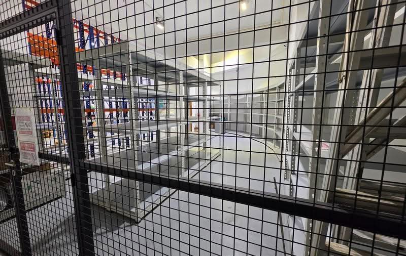 E9 Premium, 61 Woodlands Industrial Park E9, Sembawang / Yishun, 5,231 sqft, Factory / Workshop (B2) For Sale, by Eric Liew, 500280260 - Interior - CommercialGuru.com.sg