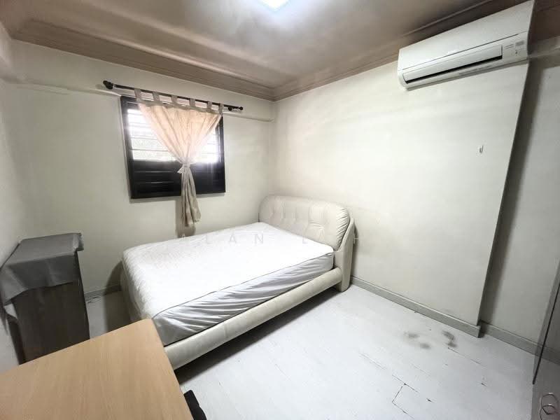 424 Ang Mo Kio Avenue 3, 424 Ang Mo Kio Avenue 3, Ang Mo Kio / Bishan / Thomson, 2 Bedrooms, 785 sqft, HDB Flat For Sale, by Alan Loh, 500280274 - Bedroom - PropertyGuru.com.sg