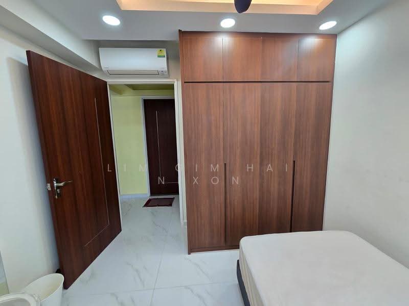 42A Margaret Drive, 42A Margaret Drive, Alexandra / Commonwealth, Room Rental, 120 sqft, HDB Flat For Rent, by Lim Gim Hai Nixon, 500280286 - Bedroom - PropertyGuru.com.sg