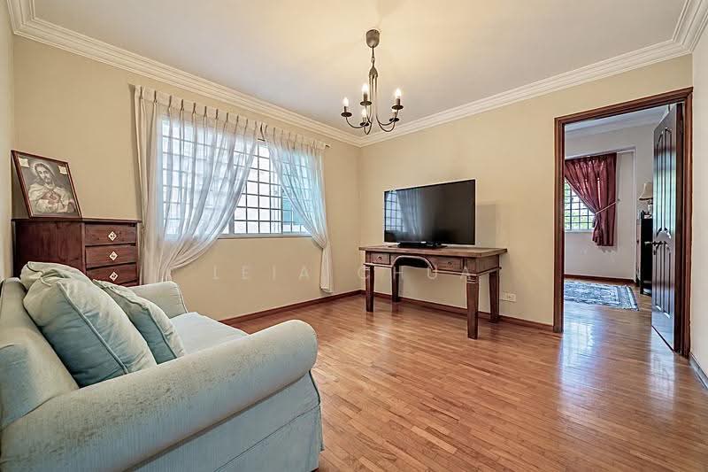 Serangoon terrace, Hougang / Punggol / Sengkang, 5 Bedrooms, 2,900 sqft, Corner Terrace For Sale, by Leia Chua, 500280287 - PropertyGuru.com.sg