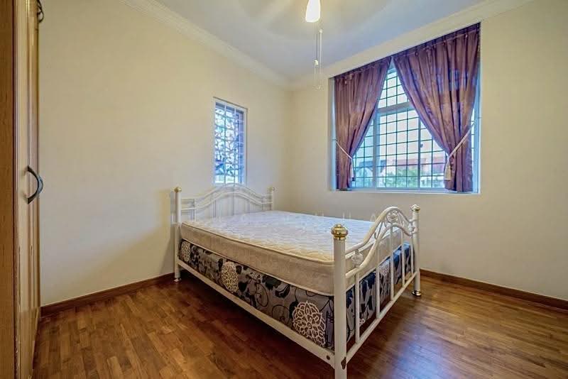 Serangoon terrace, Hougang / Punggol / Sengkang, 5 Bedrooms, 2,900 sqft, Corner Terrace For Sale, by Leia Chua, 500280287 - PropertyGuru.com.sg