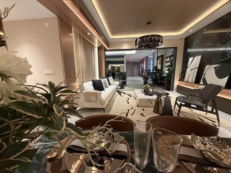 PARKTOWN Residence, Tampines Street 62, Pasir Ris / Tampines, 4 Bedrooms, 1,496 sqft, Condominium For Sale, by Alexandra Wong, 500280290 - Living Room - PropertyGuru.com.sg