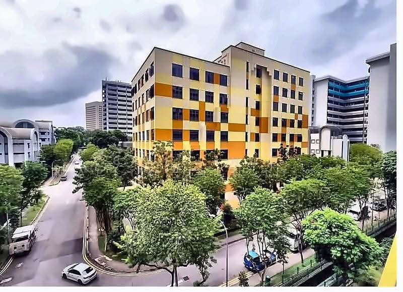 Henderson Industrial Park, 205 Henderson Road, Alexandra / Commonwealth, 10,926 sqft, Light Industrial (B1) For Sale, by CHEN TIANYI, 500280299 - Exterior - CommercialGuru.com.sg