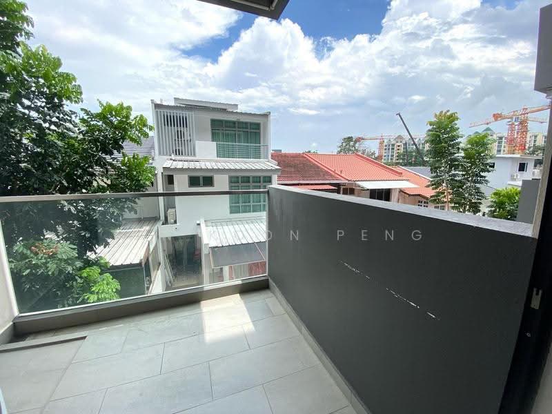 NottingHill Suites, 29A Toh Tuck Road, Clementi Park / Upper Bukit Timah, 1 Bedroom, 398 sqft, Apartment For Sale, by Tan Koon Peng, 500280308 - Balcony - PropertyGuru.com.sg