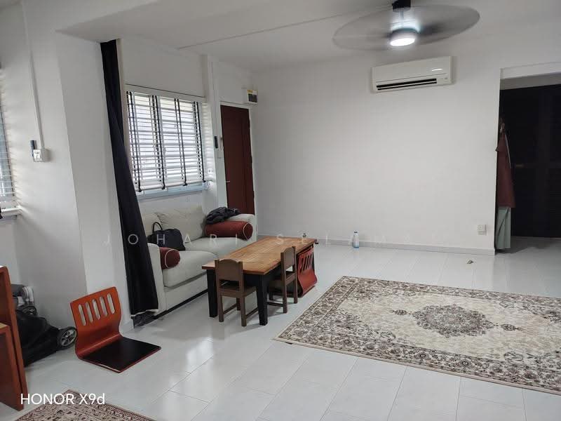 Blk 487 Pasir Ris Dr 4, Pasir Ris Dr 4, 3 Bedrooms, 1,150 sqft, HDB Flat For Rent, by Johari Selamat, 500280319 - Living Room - PropertyGuru.com.sg