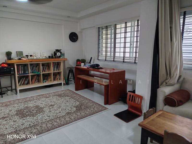 Blk 487 Pasir Ris Dr 4, Pasir Ris Dr 4, 3 Bedrooms, 1,150 sqft, HDB Flat For Rent, by Johari Selamat, 500280319 - Living Room - PropertyGuru.com.sg