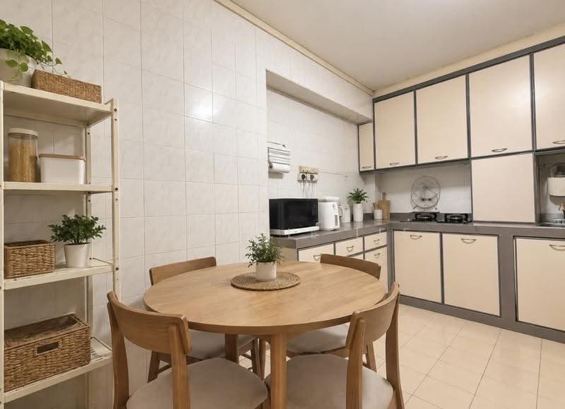 606 Woodlands Ring Road, 606 Woodlands Ring Road, Admiralty / Woodlands, 3 Bedrooms, 1,313 sqft, HDB Flat For Sale, by Michelle Lee, 500280321 - Kitchen - PropertyGuru.com.sg