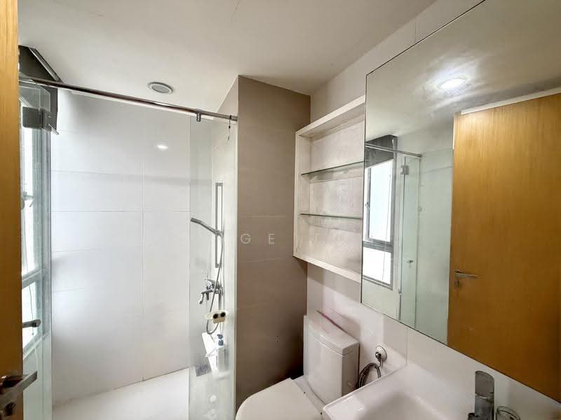 RiverBay, 23 Mar Thoma Road, Balestier / Toa Payoh, 2 Bedrooms, 786 sqft, Condominium For Sale, by Paige Tan, 500280322 - Bathroom - PropertyGuru.com.sg