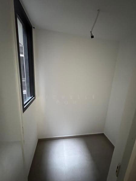 Penrose, 26 Sims Drive, Eunos / Geylang / Paya Lebar, 3 Bedrooms, 1,055 sqft, Condominium For Sale, by Michelle Poh, 500280329 - Interior - PropertyGuru.com.sg