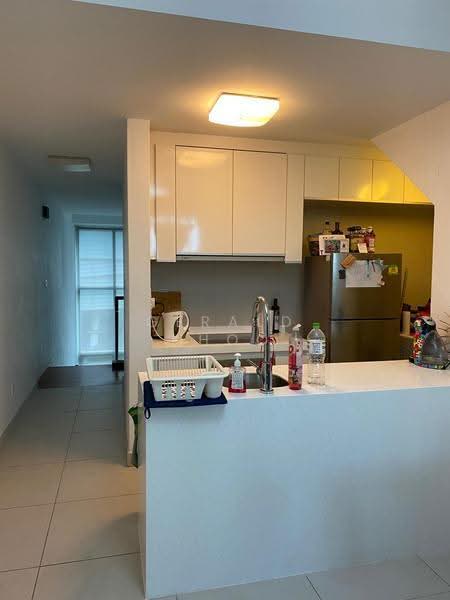 The Rochester Residences, 33 Rochester Drive, Buona Vista / West Coast / Clementi New Town, 1 Bedroom, 840 sqft, Apartment For Sale, by Gerald Khoo, 500280343 - Kitchen - PropertyGuru.com.sg