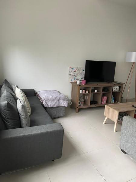 The Rochester Residences, 33 Rochester Drive, Buona Vista / West Coast / Clementi New Town, 1 Bedroom, 840 sqft, Apartment For Sale, by Gerald Khoo, 500280343 - Living Room - PropertyGuru.com.sg