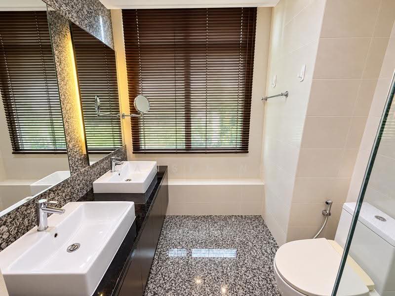 Melrose Park, 93 Kellock Road, Tanglin / Holland / Bukit Timah, 3 Bedrooms, 1,345 sqft, Condominium For Rent, by Hansen Ng, 500280350 - Bathroom - PropertyGuru.com.sg