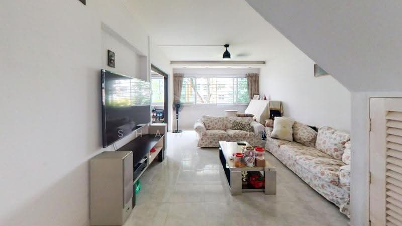 387 Yishun Ring Road, 387 Yishun Ring Road, Sembawang / Yishun, 4 Bedrooms, 1,571 sqft, HDB Flat For Sale, by Shawn Yim, 500280364 - Living Room - PropertyGuru.com.sg