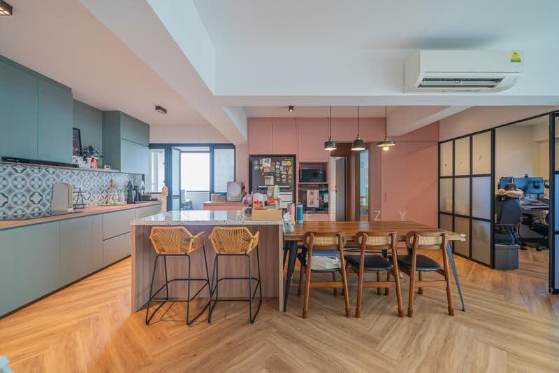 402B Fernvale Lane, 402B Fernvale Lane, Seletar / Yio Chu Kang, 3 Bedrooms, 1,216 sqft, HDB Flat For Sale, by Jason Lee ZY, 500280375 - Kitchen - PropertyGuru.com.sg