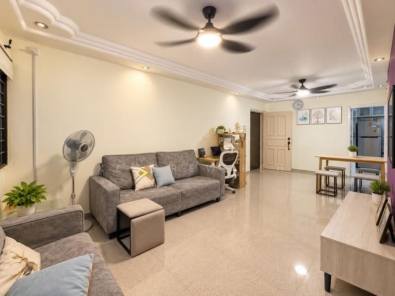 320A Anchorvale Drive, 320A Anchorvale Drive, Hougang / Punggol / Sengkang, 3 Bedrooms, 947 sqft, HDB Flat For Sale, by Kendrew Peh, 500280378 - Living Room - PropertyGuru.com.sg